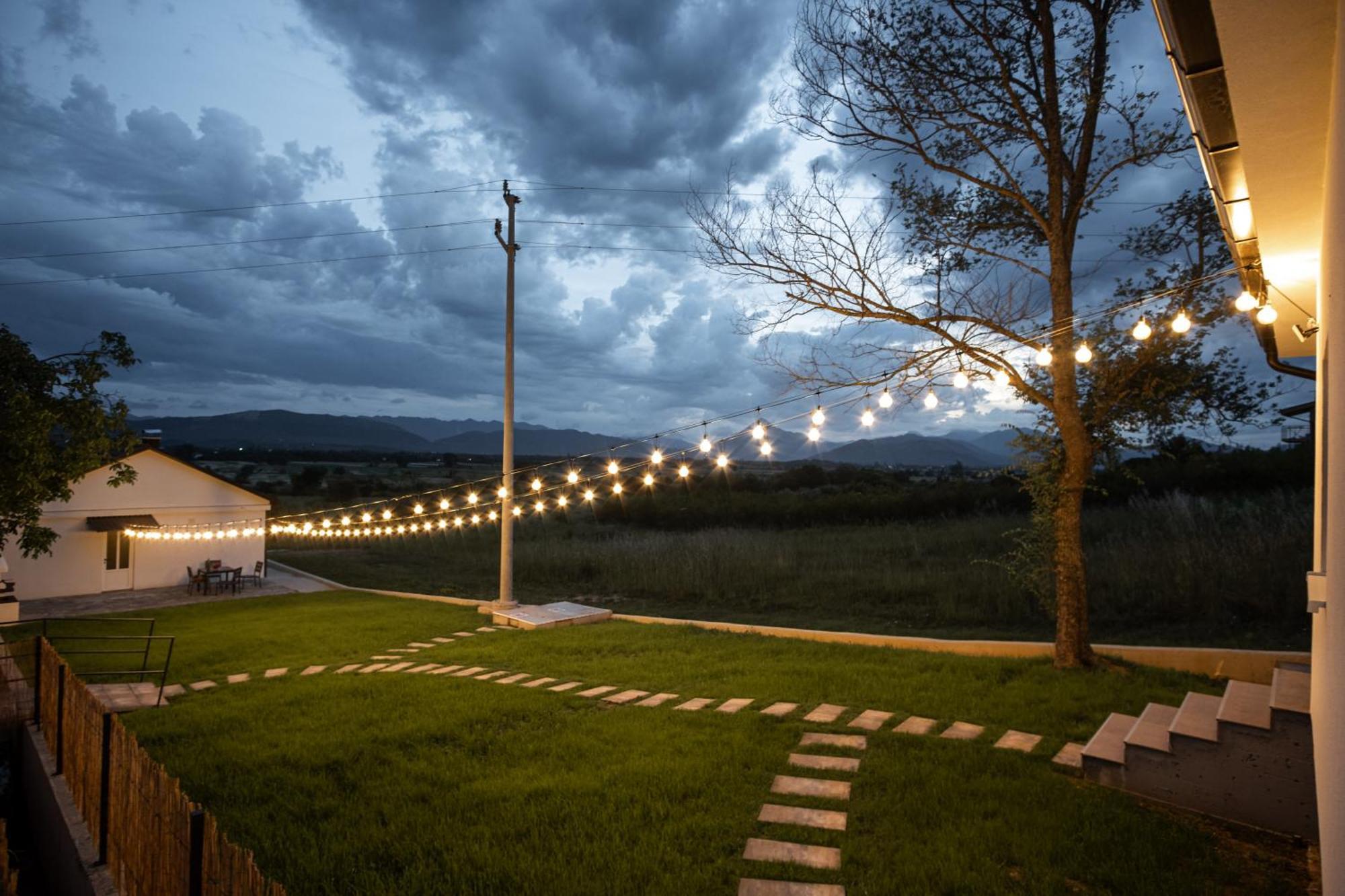 Natura Apartmani Ljubuski Luaran gambar